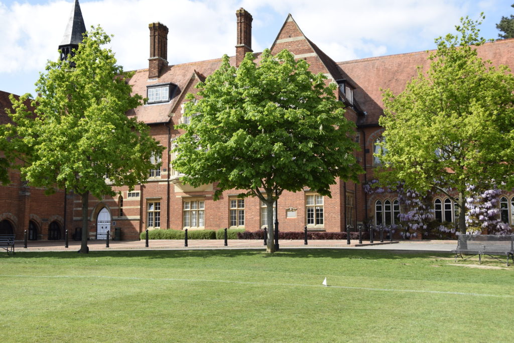Abingdon is a leading independent day and boarding school for children aged 11-18, located in Oxfordshire.