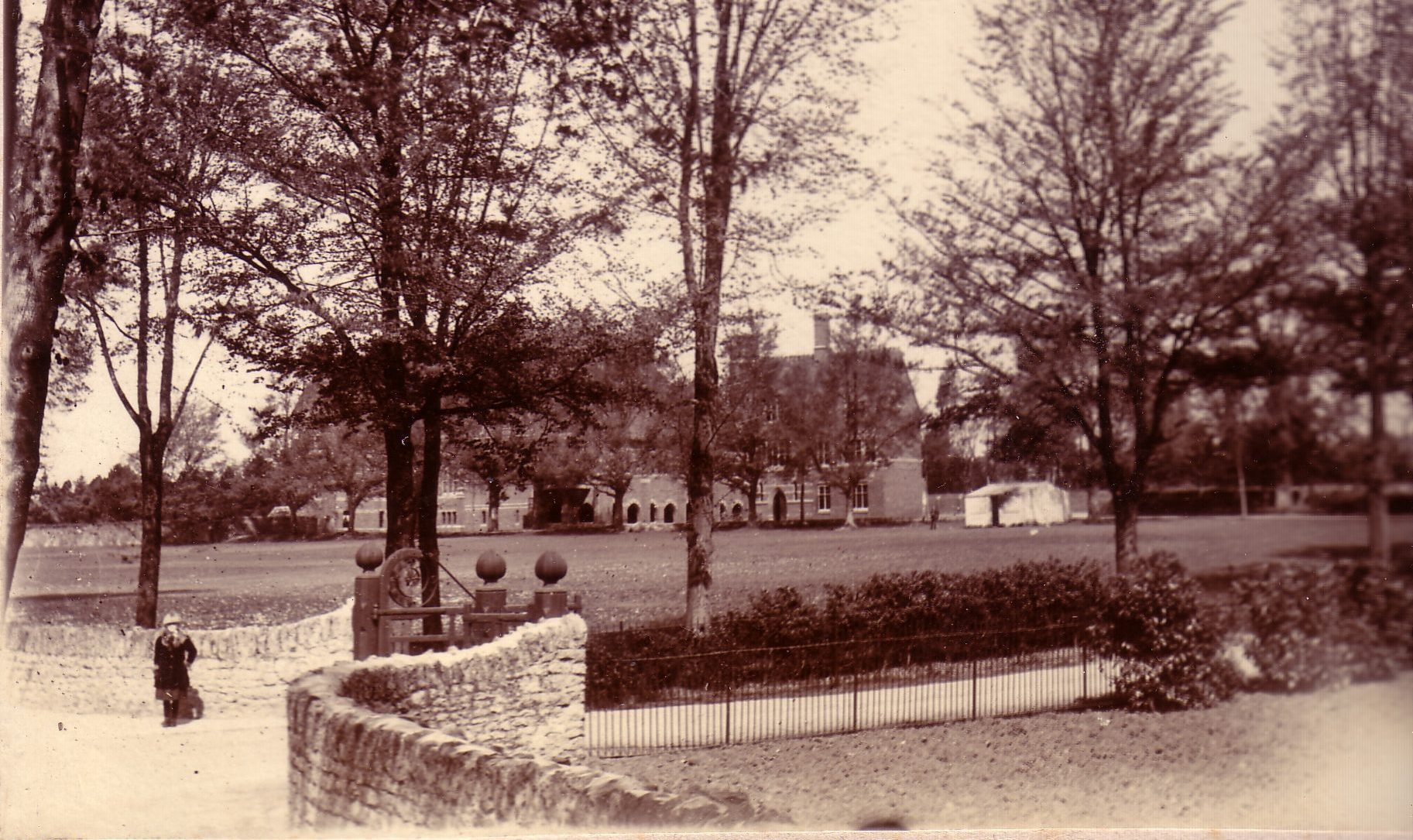 Abingdon School, 1880-1901 School before the Lodge