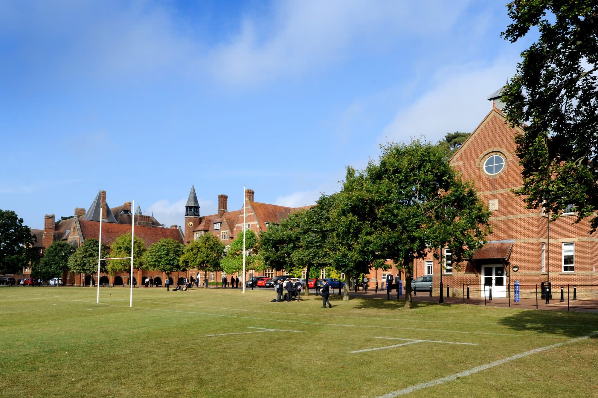 Abingdon is a leading independent day and boarding school for children aged 11-18, located in Oxfordshire.
