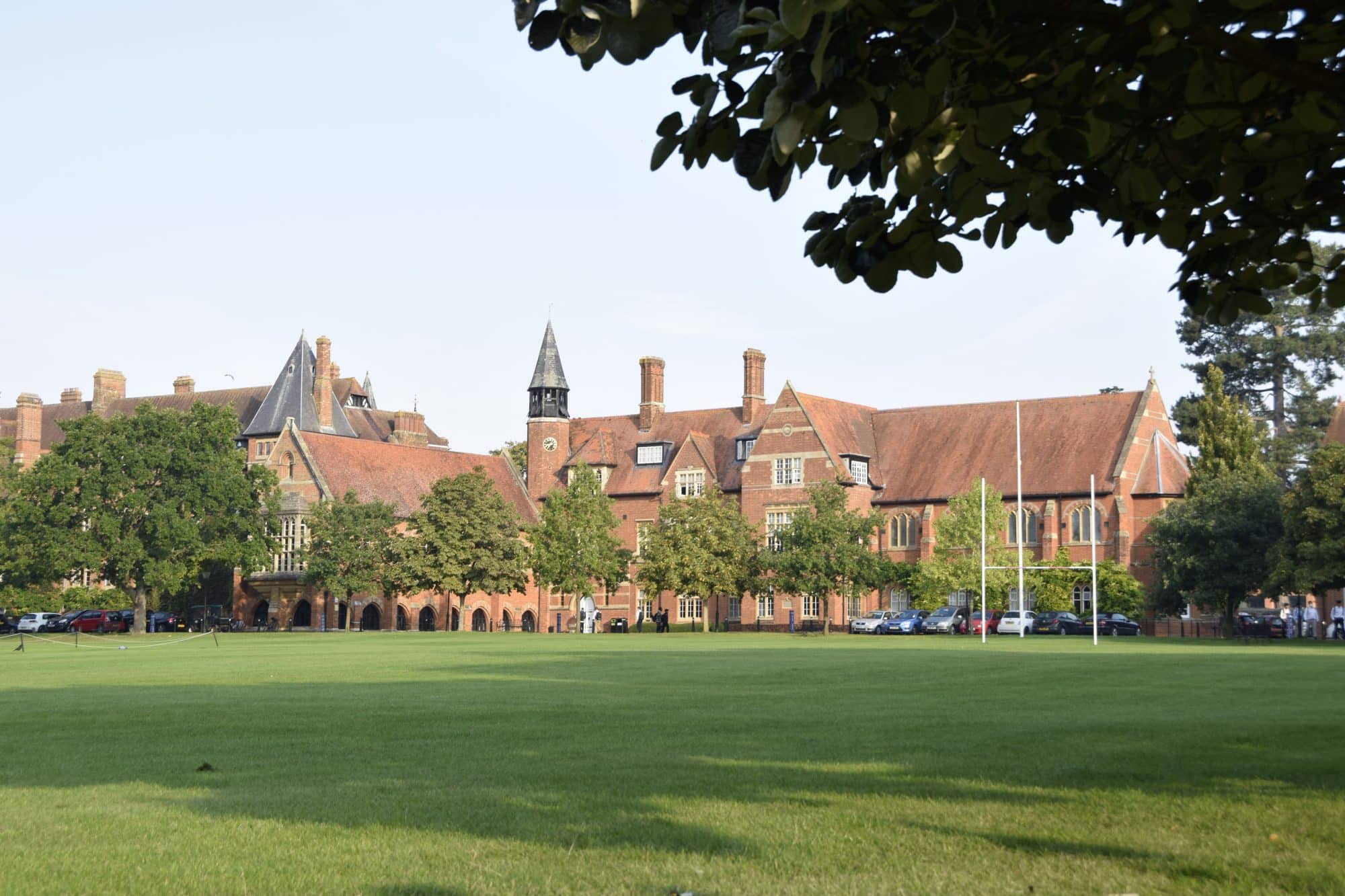 Abingdon is a leading independent day and boarding school for children aged 11-18, located in Oxfordshire.